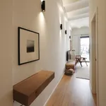 Rent 5 bedroom apartment of 50 m² in Barcelona