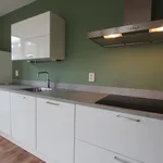 Huur 2 slaapkamer appartement van 64 m² in Almere