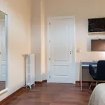 Rent a room of 113 m² in madrid