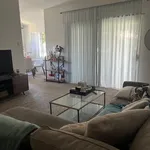 Rent 2 bedroom apartment in Costa Mesa