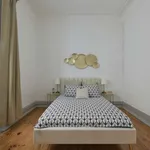 Rent a room in lisbon