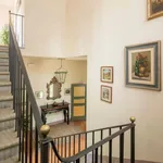 Rent 5 bedroom house in Florence