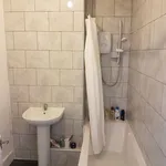 Rent 3 bedroom flat in North East England