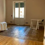 Affitto 3 camera appartamento di 90 m² in Genoa