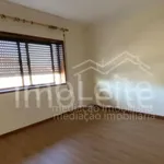 Rent 3 bedroom apartment of 90 m² in Porto