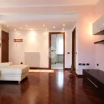 Rent 1 bedroom apartment of 65 m² in Como