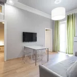 Rent 2 bedroom apartment of 70 m² in milan