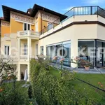 Rent 8 bedroom apartment of 240 m² in Rapallo