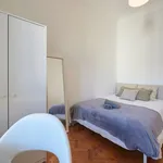 Rent 12 bedroom apartment in Lisbon