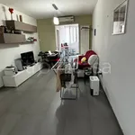 Affitto 2 camera appartamento di 62 m² in Napoli