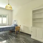 Rent a room of 140 m² in rome