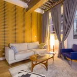 Rent 1 bedroom apartment of 431 m² in Lyon