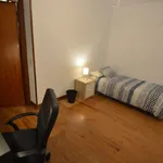 Rent 4 bedroom apartment in Bilbao