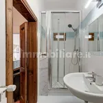 Rent 3 bedroom apartment of 70 m² in Florence