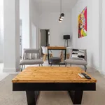 Rent 1 bedroom apartment of 592 m² in Málaga