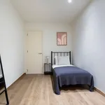 Rent 3 bedroom apartment of 90 m² in Barcelona