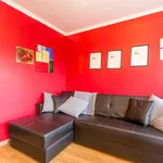 Rent a room of 70 m² in lisbon