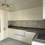 Rent 3 bedroom apartment of 100 m² in Milano