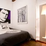 Rent 2 bedroom apartment of 45 m² in Barcelona