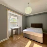 Rent 3 bedroom flat in Glasgow  West