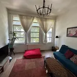 Rent 1 bedroom apartment in Saint-Gilles