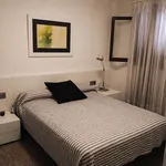 Alquilo 3 dormitorio casa de 150 m² en Valencia']