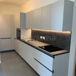 Rent 3 bedroom apartment of 87 m² in Milano