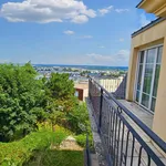 Rent 4 bedroom apartment of 86 m² in Saint-Cyr-l'École