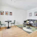 Rent 1 bedroom apartment of 28 m² in Paris