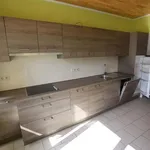 Maison de 610 m² avec 4 chambre(s) en location à Court-Saint-Etienne