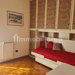 Rent 4 bedroom apartment of 91 m² in Genoa