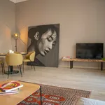 Rent 4 bedroom apartment of 120 m² in Barcelona