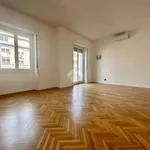 Rent 5 bedroom apartment of 200 m² in Milan