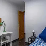 Rent 5 bedroom apartment in Valencia