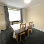 Rent 3 bedroom flat in North Ayrshire