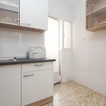 Rent a room of 130 m² in granada