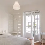 Rent 3 bedroom apartment in Lisbon