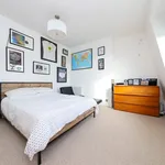 Rent 3 bedroom house in South East England