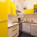 Rent 2 bedroom apartment of 90 m² in milan