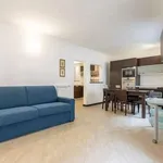 Rent 2 bedroom apartment in genoa