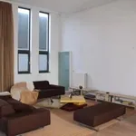 Huur 2 slaapkamer appartement van 200 m² in Brussels