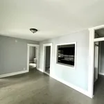 Rent 3 bedroom apartment in Jersey City