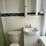 Rent 3 bedroom apartment of 127 m² in Staten Island