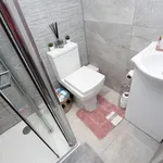 Rent 7 bedroom flat in West Midlands