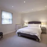 Rent 1 bedroom apartment in London