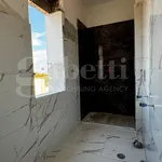 Rent 2 bedroom apartment of 75 m² in Napoli