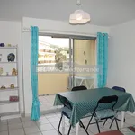 Rent 2 bedroom apartment of 32 m² in Cavalaire-sur-Mer