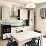 Rent 4 bedroom apartment of 95 m² in Treviso