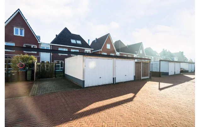 Huur 4 slaapkamer huis van 129 m² in Enschede