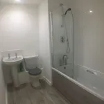 Rent 2 bedroom flat in Salford